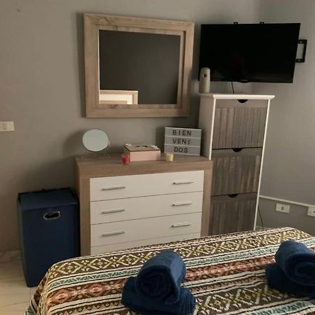Apartamento Brisas Del Medano Apartment Luaran gambar